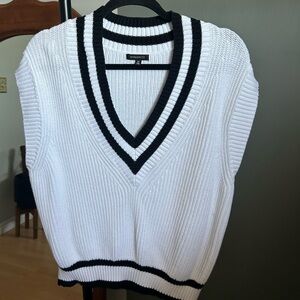 Knitted Sweater Vest